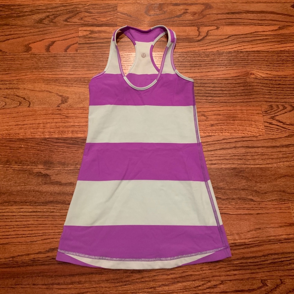 Lululemon tanks size 2